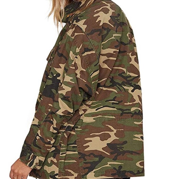 Military camouflage utility jacket - Picture 2 of 2